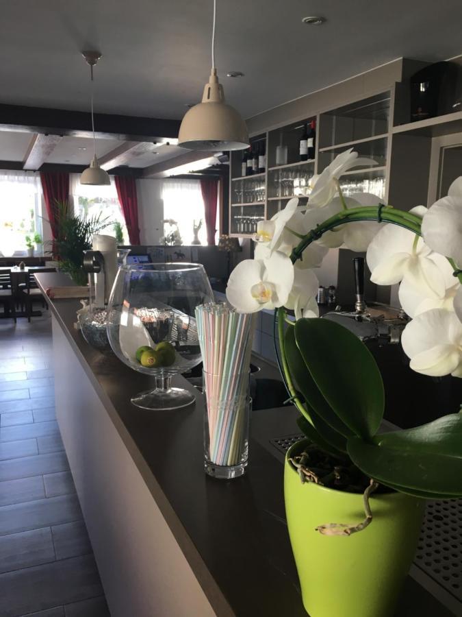 Zur Sonnenalb Hotel Sonnenbühl Екстериор снимка